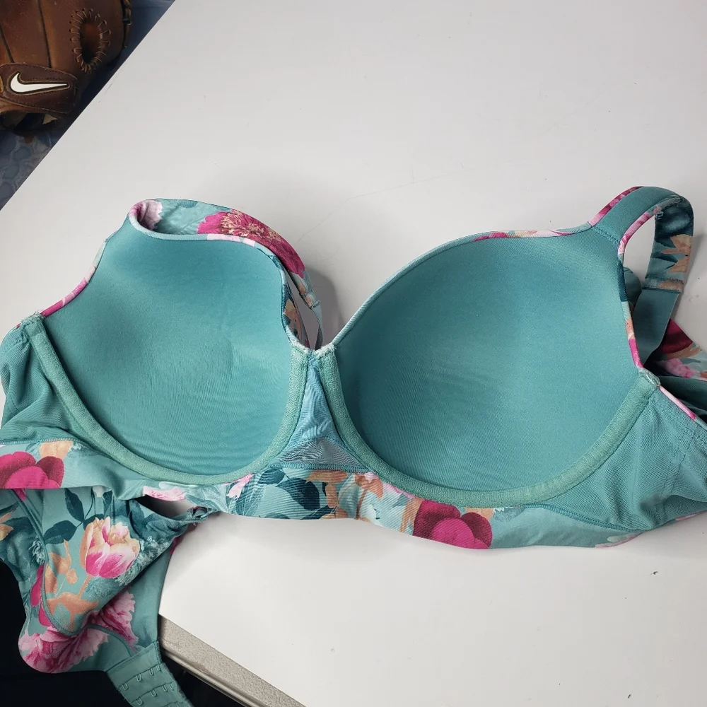 Casique Intimates Bra 44 DD Comfort Bliss Light Balconette Floral Underwire Bra
